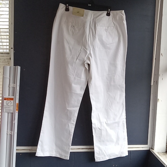 - NWT  Cato Classic white wide leg slacks Size 14 cotton 3% spandex - Picture 6 of 7